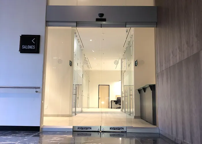Galeria Plaza San Jeronimo Hotel