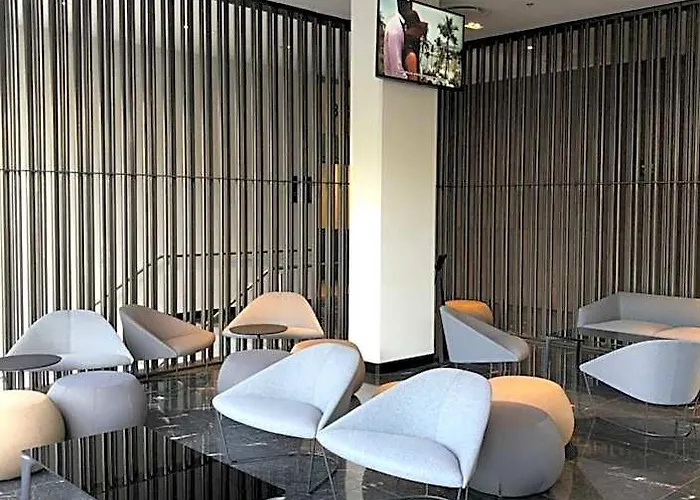 Galeria Plaza San Jeronimo Hotel 5*