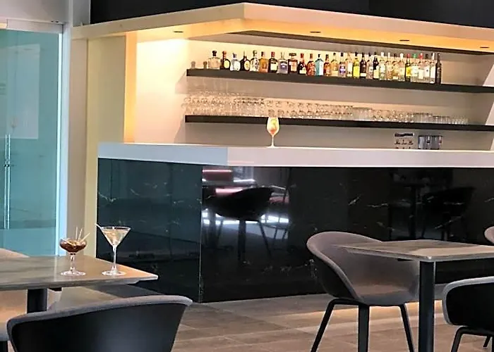 Galeria Plaza San Jeronimo Hotel 5*